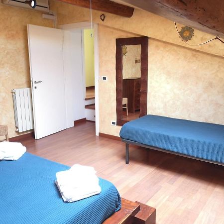 Porta A Mare, Free Parking Apartment Livorno Luaran gambar