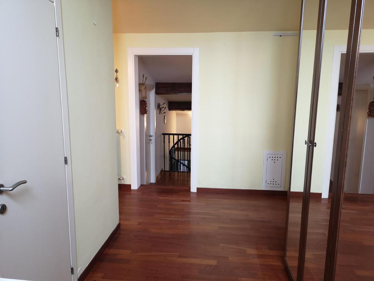 Porta A Mare, Free Parking Apartment Livorno Luaran gambar