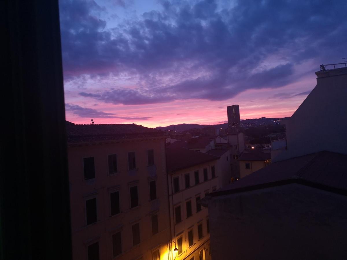 Porta A Mare, Free Parking Apartment Livorno Luaran gambar